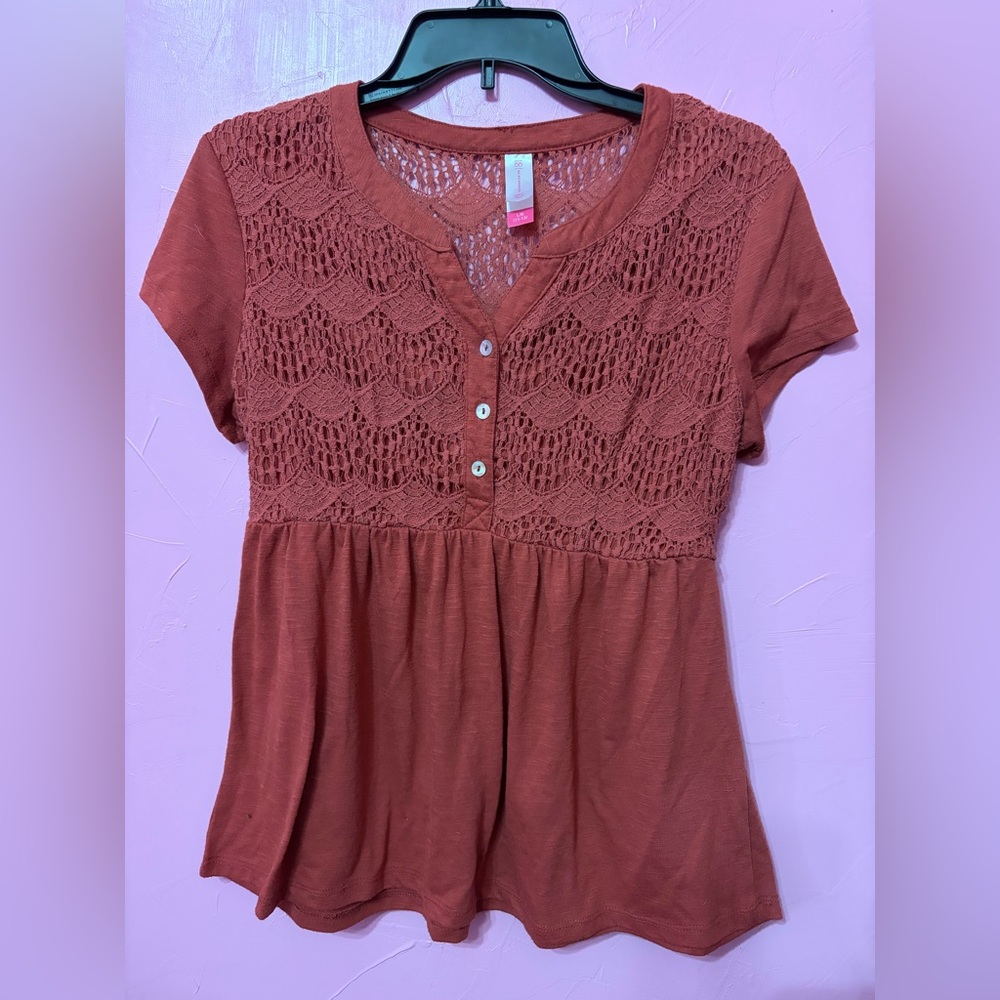 No Boundaries Juniors Size 11-13 Terracotta Lace Blouse 👚